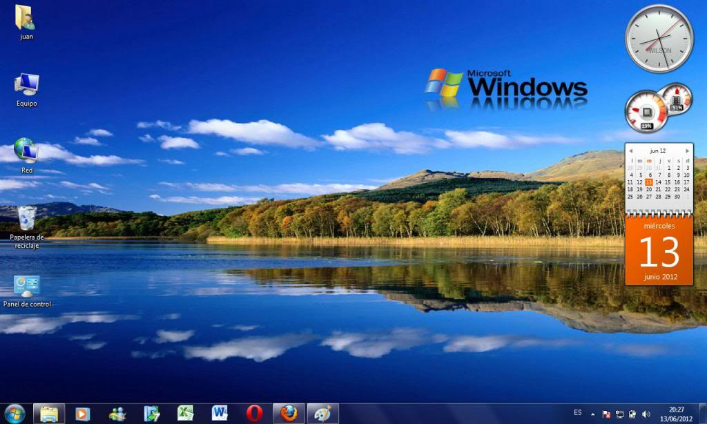 Escritorio Windows 7 con gadgets 